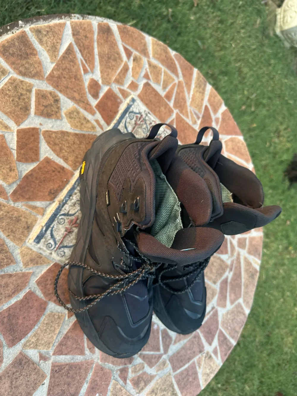 HOKA ONE ONE Anacapa Mid GTX Waterproof Hiking Boots – Men's Black size 10.5D